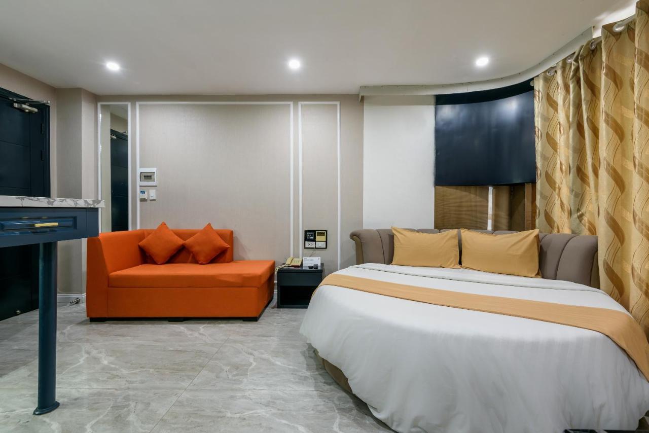 Cozrum Lux - The Arrivals Hotel Хошимин Екстериор снимка