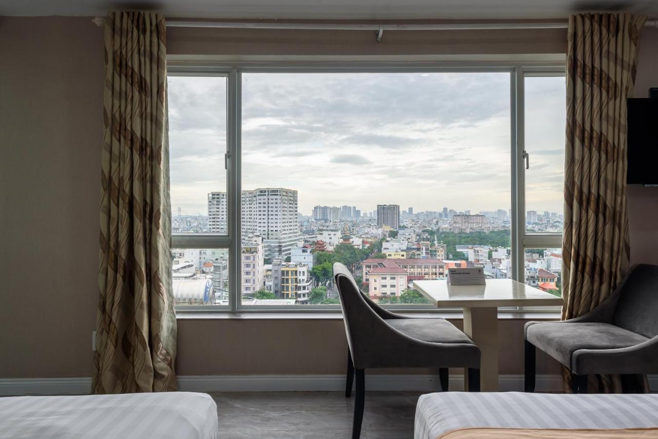 Cozrum Lux - The Arrivals Hotel Хошимин Екстериор снимка
